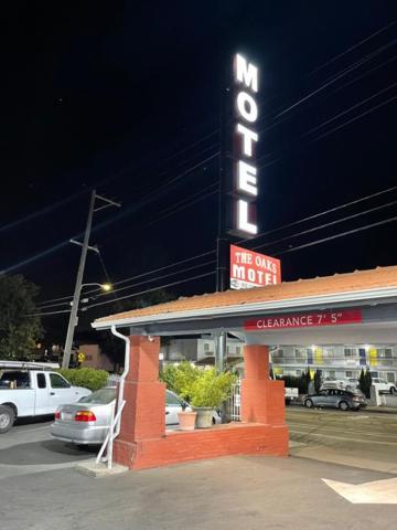 The Oaks Motel Оакланд Экстерьер фото